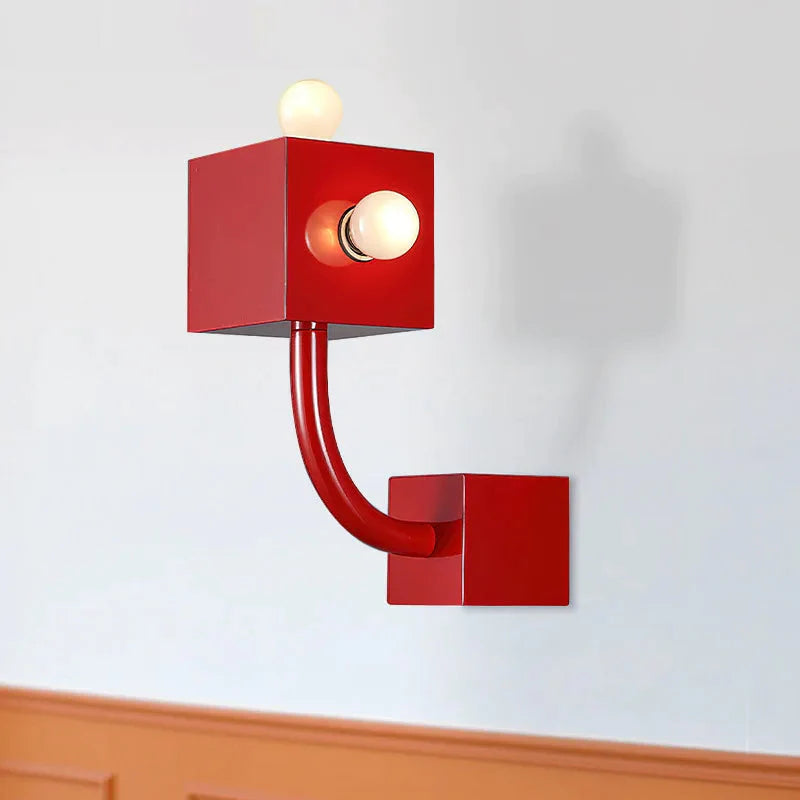 TriGlowCube | Rote Geometrische Lampe