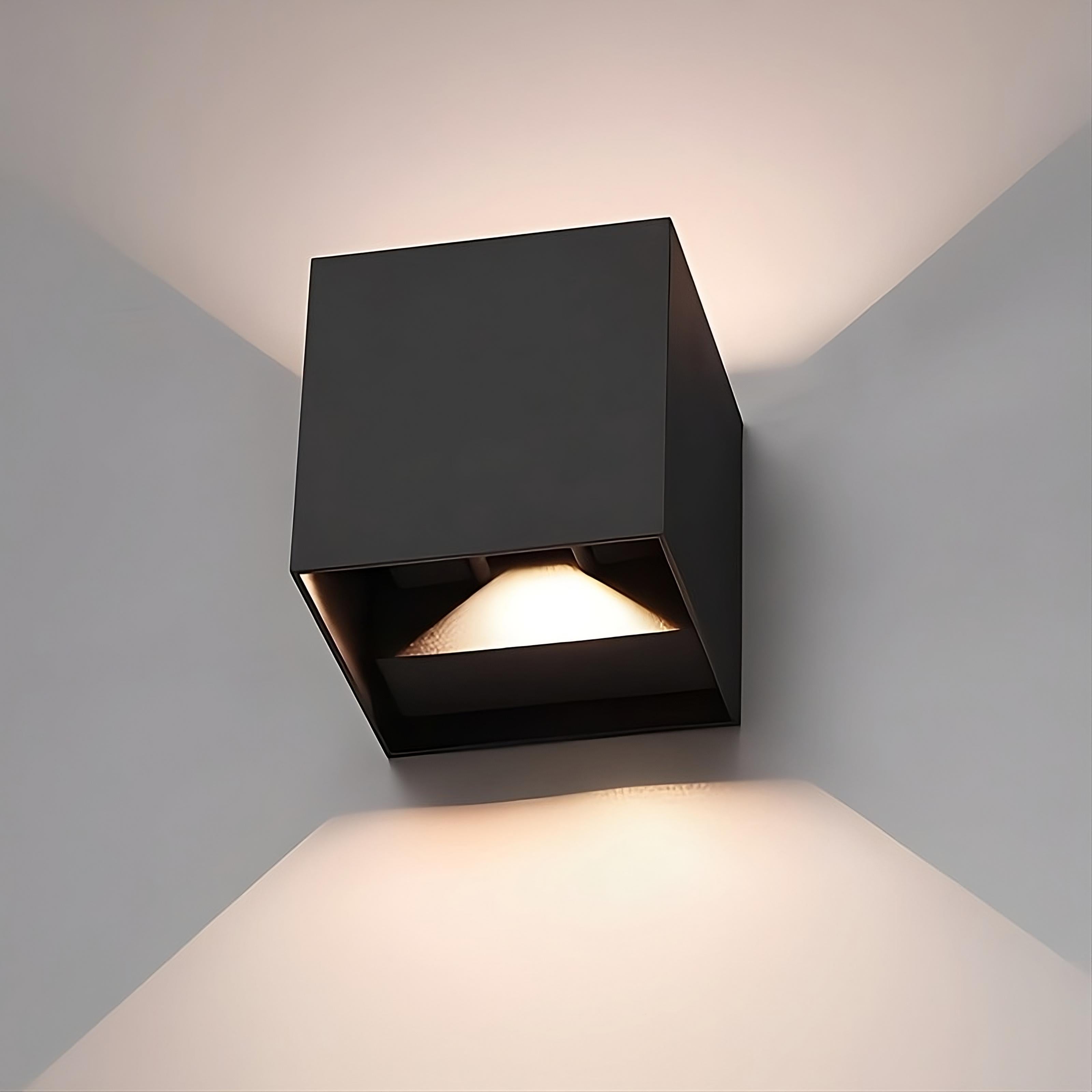 ZenGlow | Luxus-Wandleuchte mit Bewegungssensor