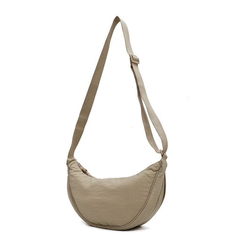 Yola | Halbmondförmige Tasche