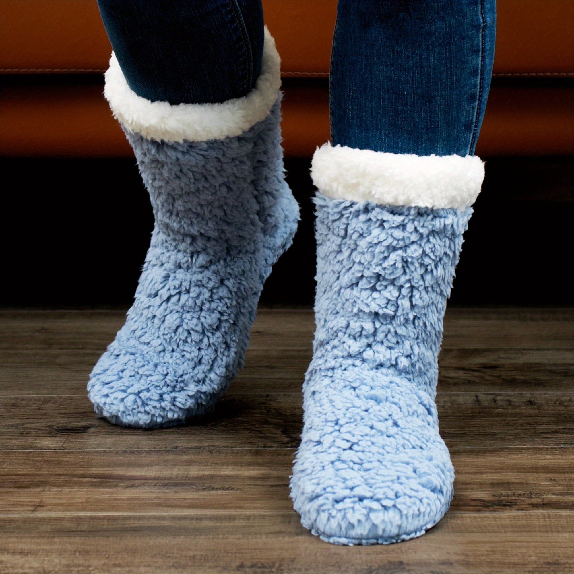 SnuggleToes | Kuschelweiche Winter-Socken für Gemütliche Stunden