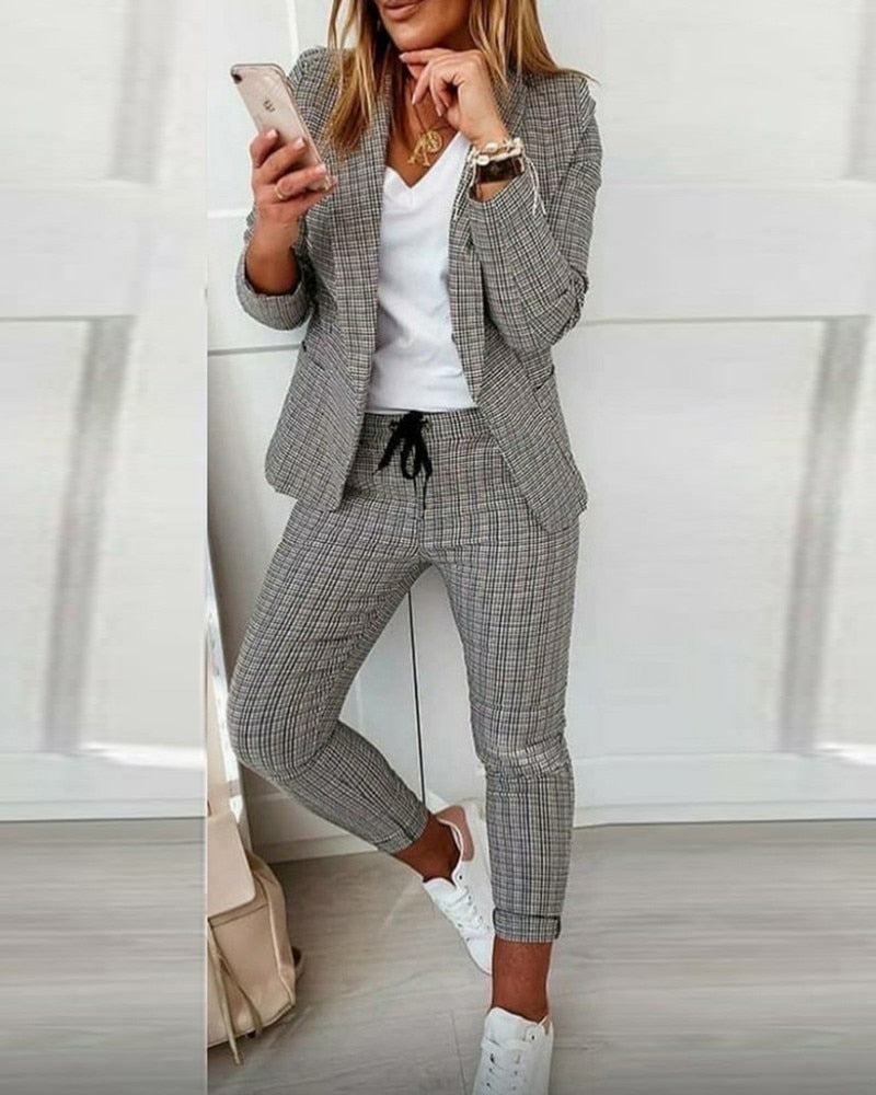 EnsembleEssentials - 2-teiliges Outfit: Blazer und schmale Hose