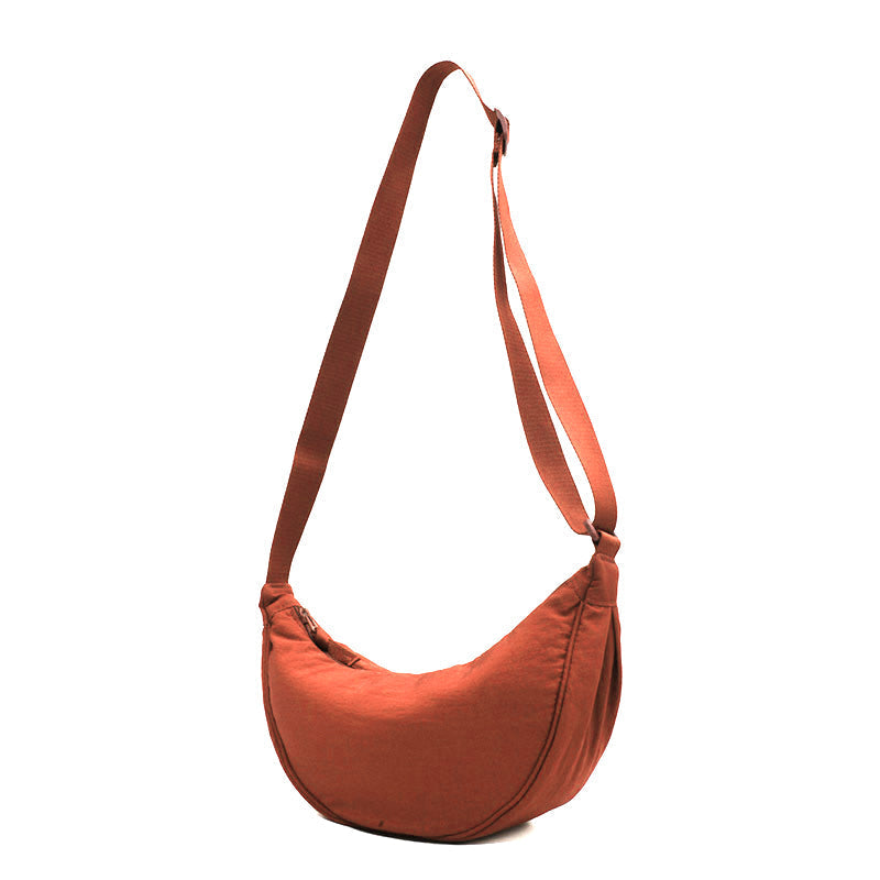 Yola | Halbmondförmige Tasche