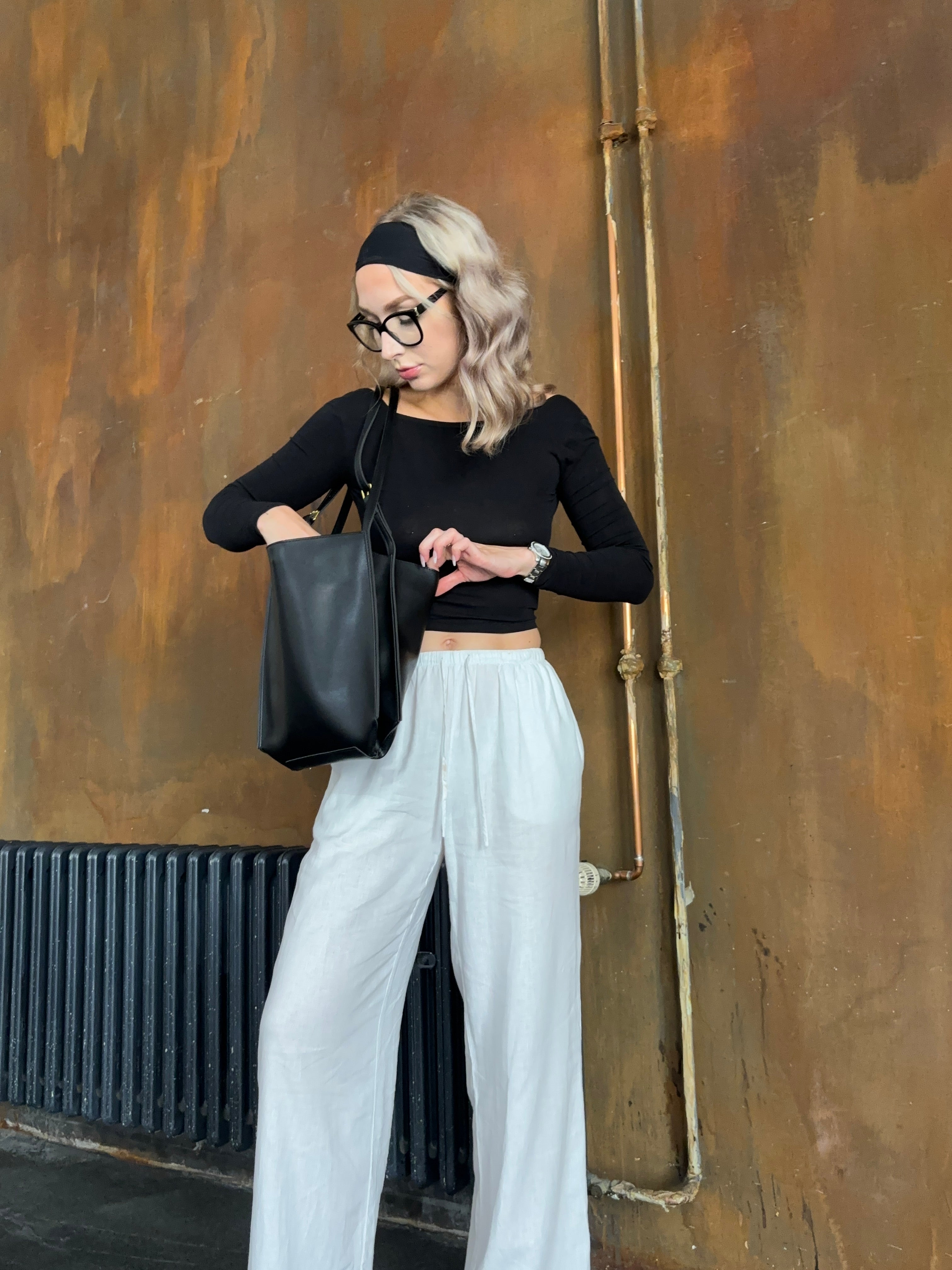 KHELA™ | MINIMALISTISCHE UMHÄNGETASCHE