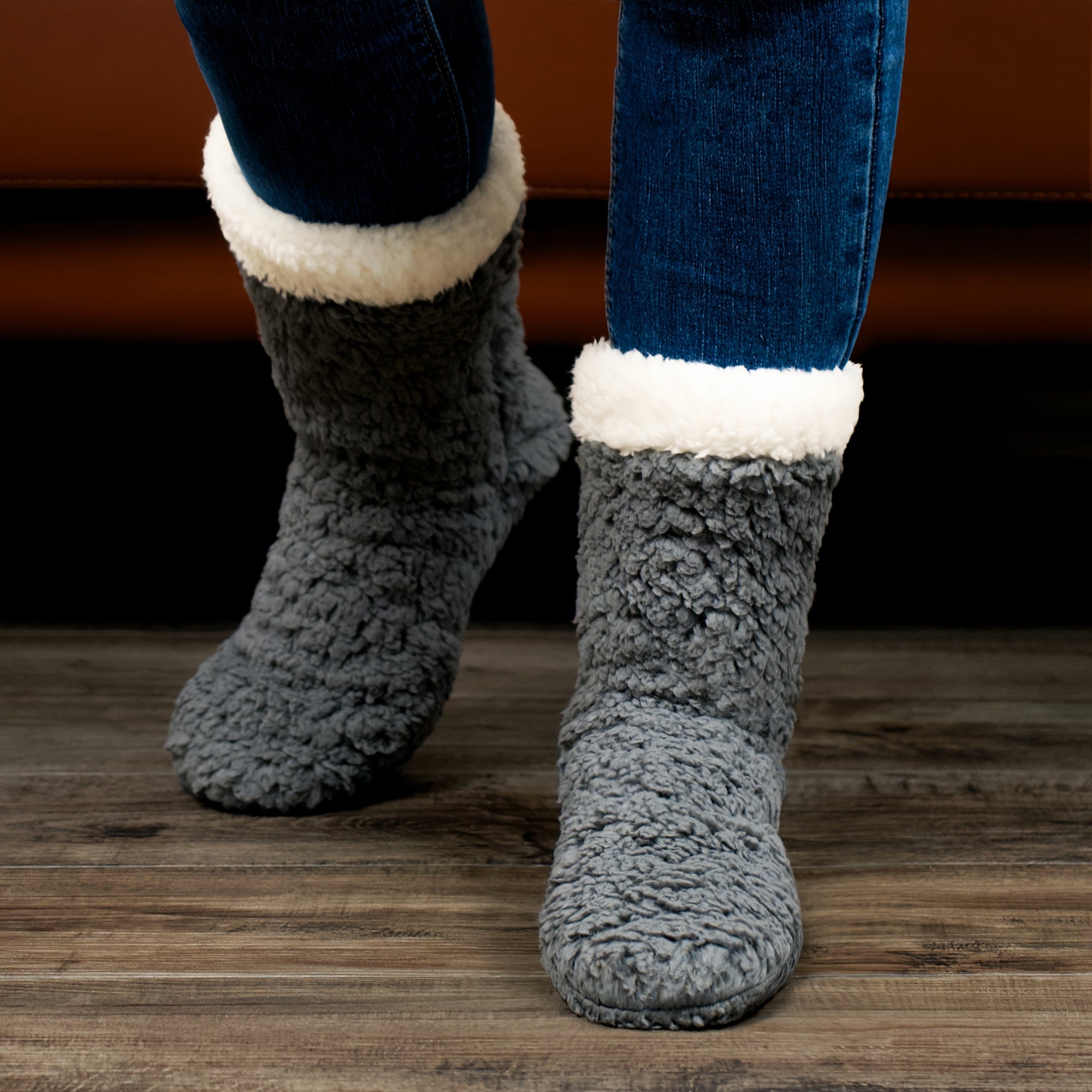 SnuggleToes | Kuschelweiche Winter-Socken für Gemütliche Stunden