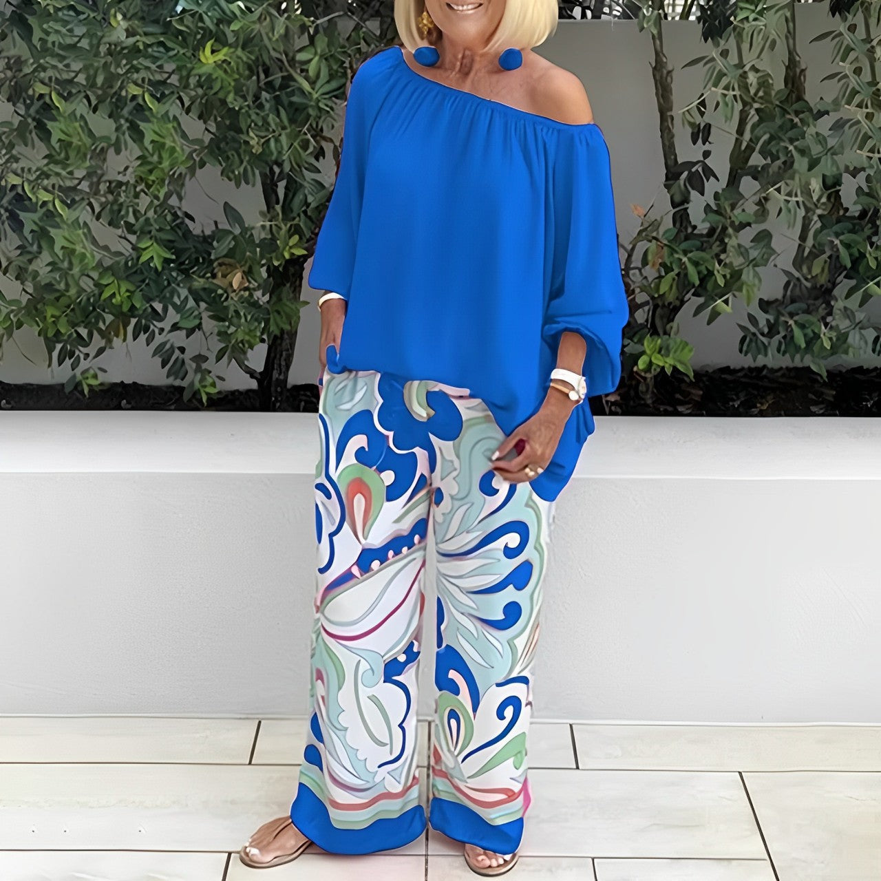 Amabel - Blumentop und Hose im floralen Design