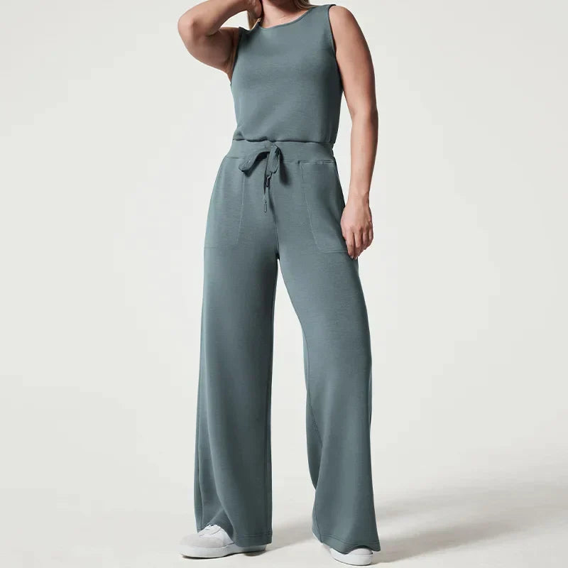 Schicker Jumpsuit mit Taillenbund und weitem Bein - ideal für Freizeit und Streetwear