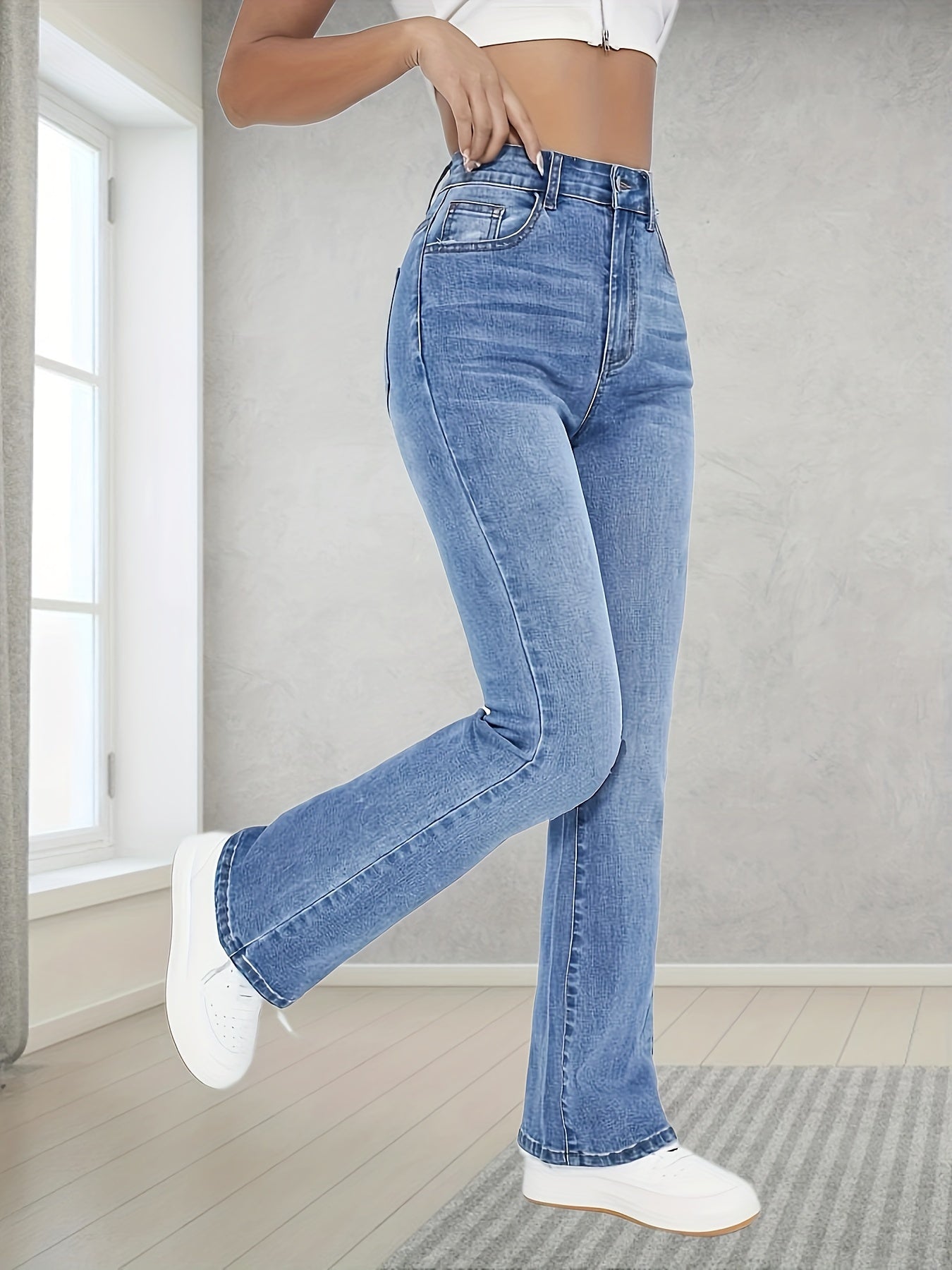 Selena - Bootcut-Jeans Sommer Trend Hellblau