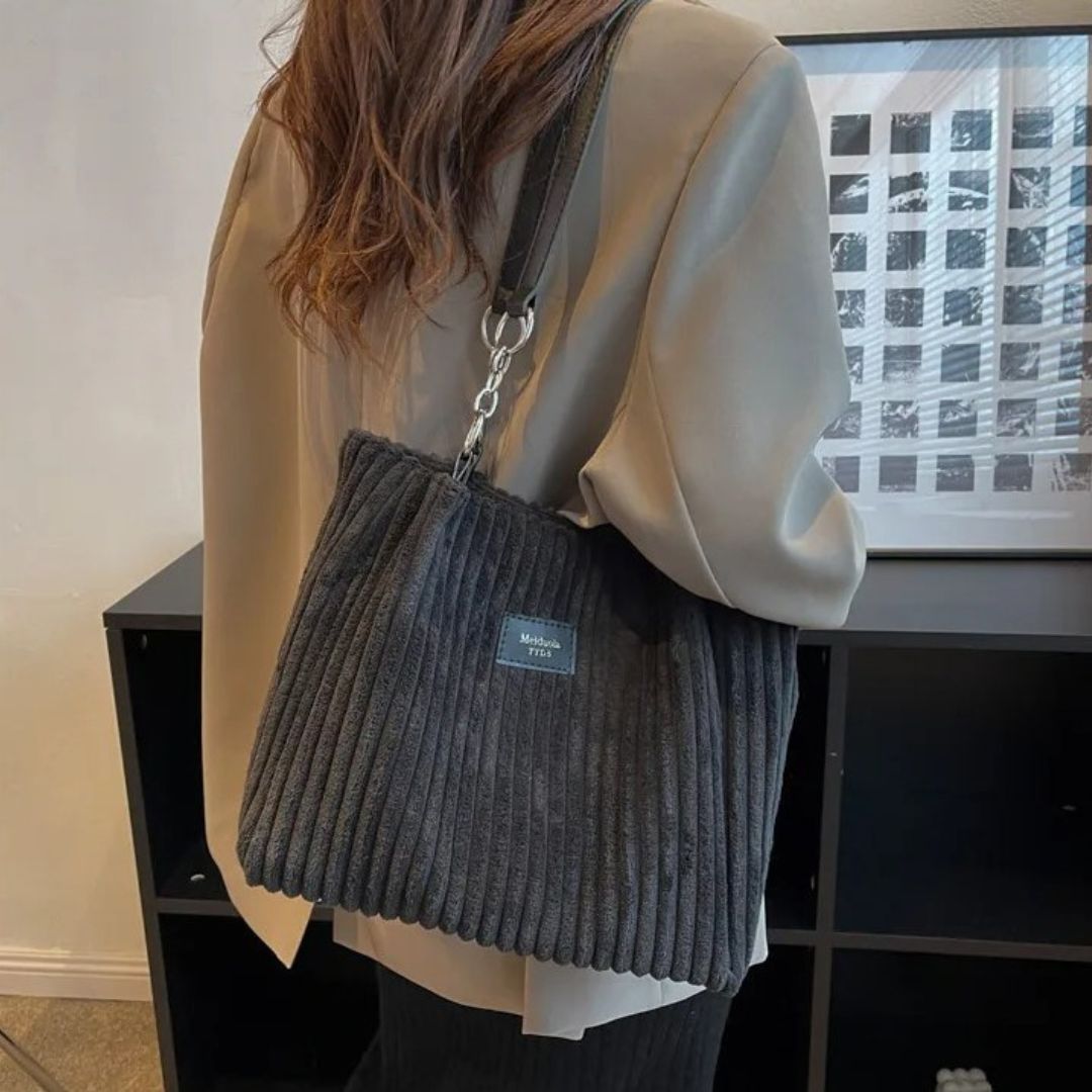 Mathilda | Tasche mit Schulterriemen