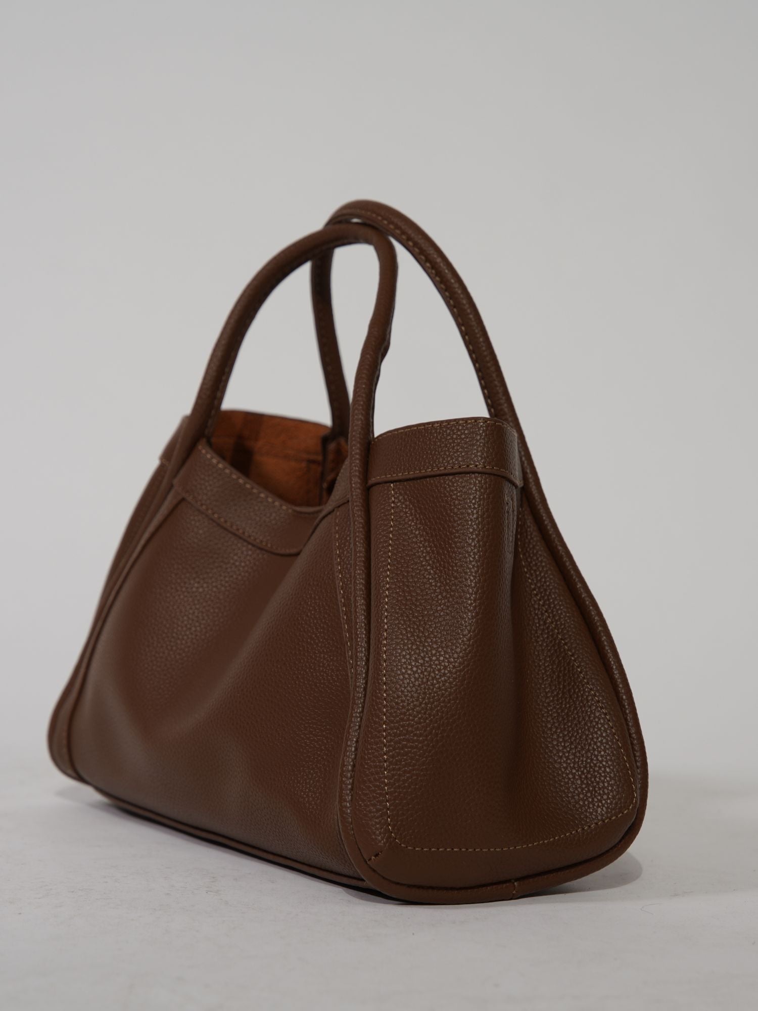 Sleek Valeria Handbag