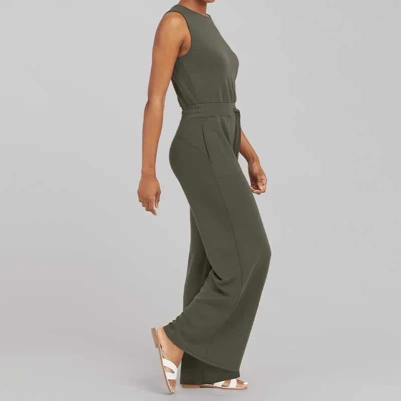 Schicker Jumpsuit mit Taillenbund und weitem Bein - ideal für Freizeit und Streetwear