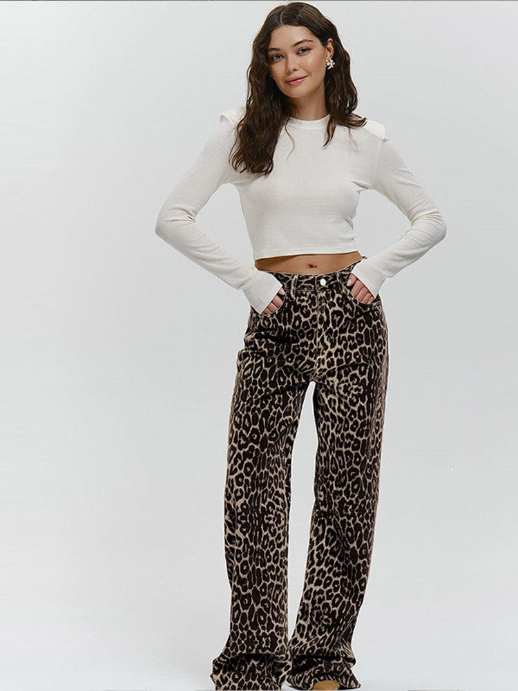 LOLA™ | WIDE LEG JEANS MIT LEO PRINT