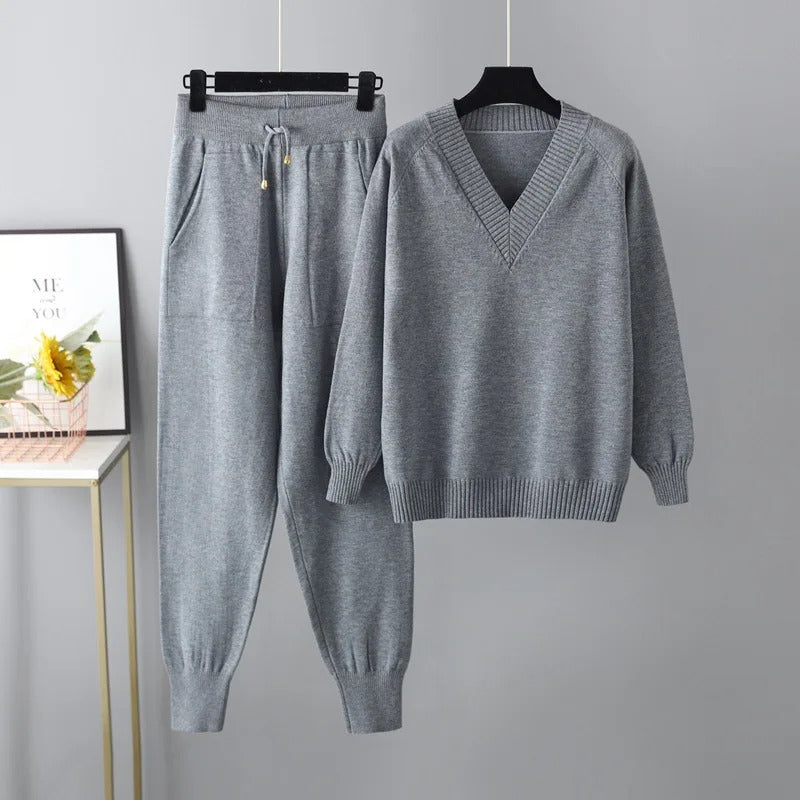 Bequemer pullover und hosen-set