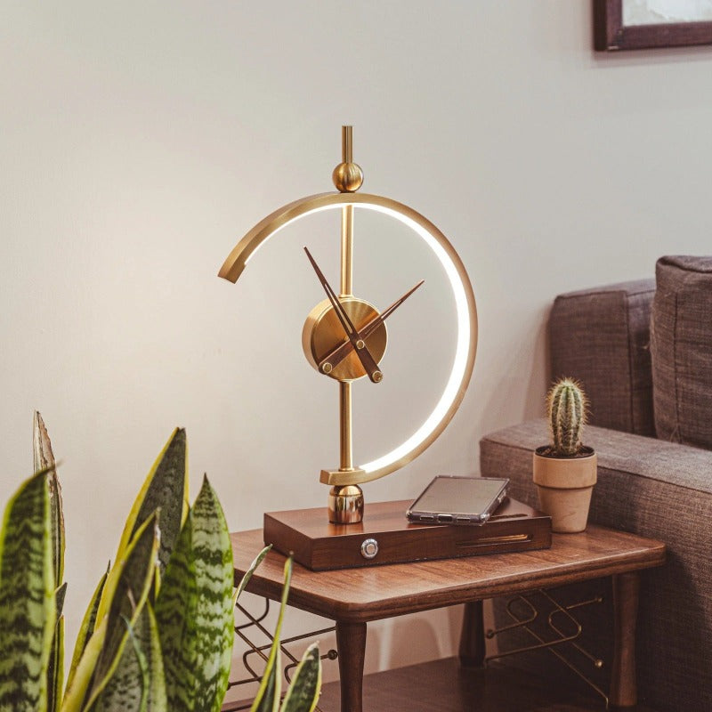 ZenClock | Multifunktionale Tischlampe mit Uhr und Ladefunktion