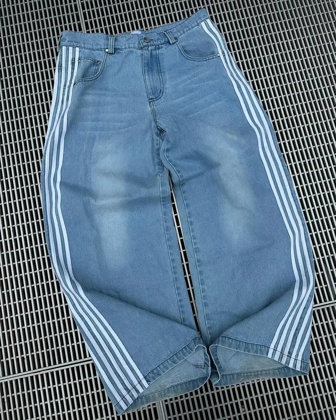 Y2K Baggy Jeans mit hoher Taille mit Seitenstreifen - lässige Streetwear-Hose im Retro-Stil