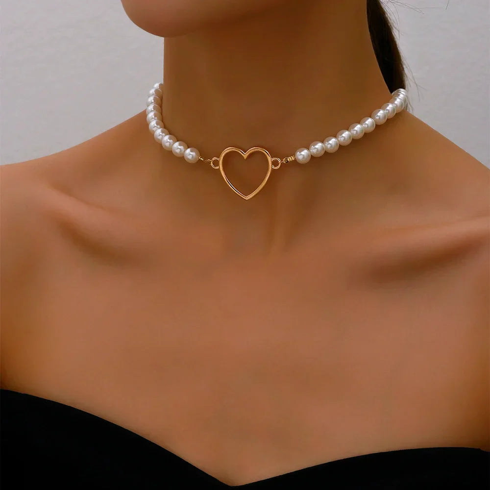 Ivy - Eleganter Choker mit Großem Perlenkristall-Anhänger