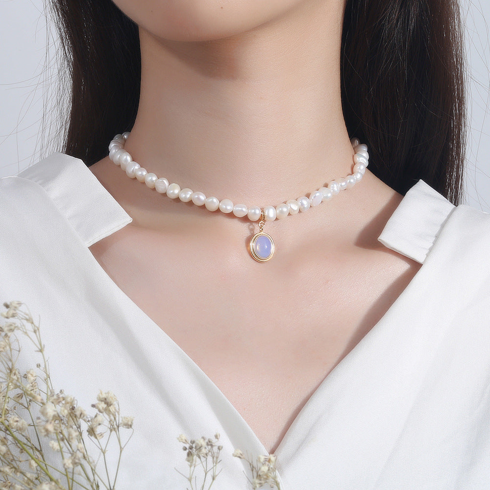 Poppea - Weißer Opal-Cluster Perlen-Choker